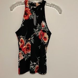 Daytrip flower top size: small